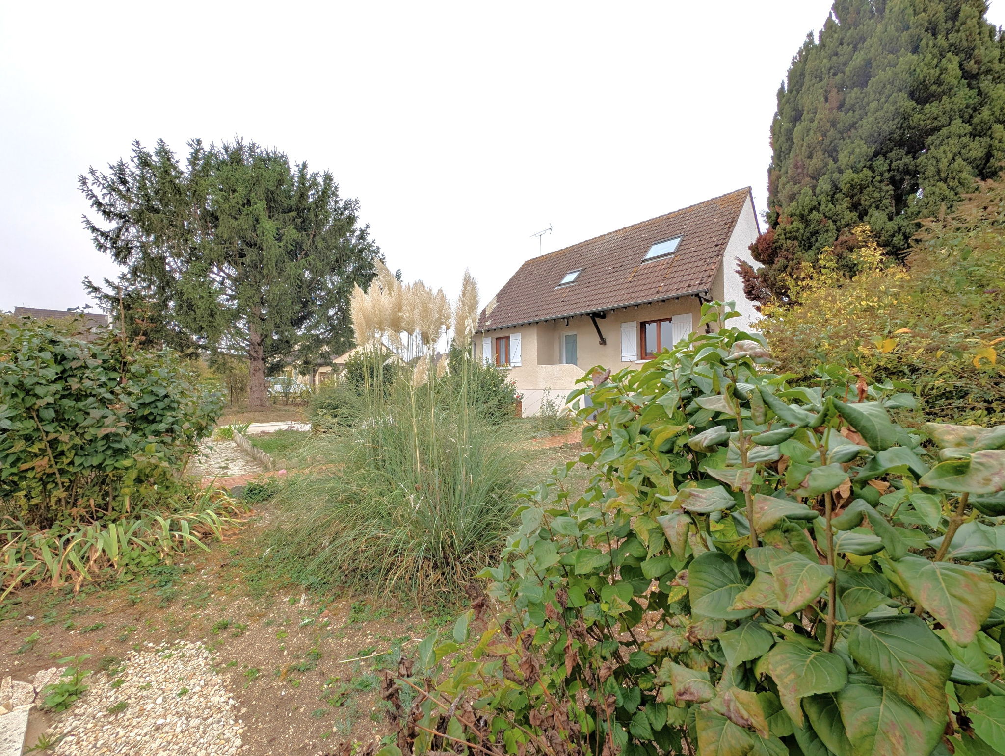 En exclusivité, maison au centre d'Aillant de 115m2 habitabl