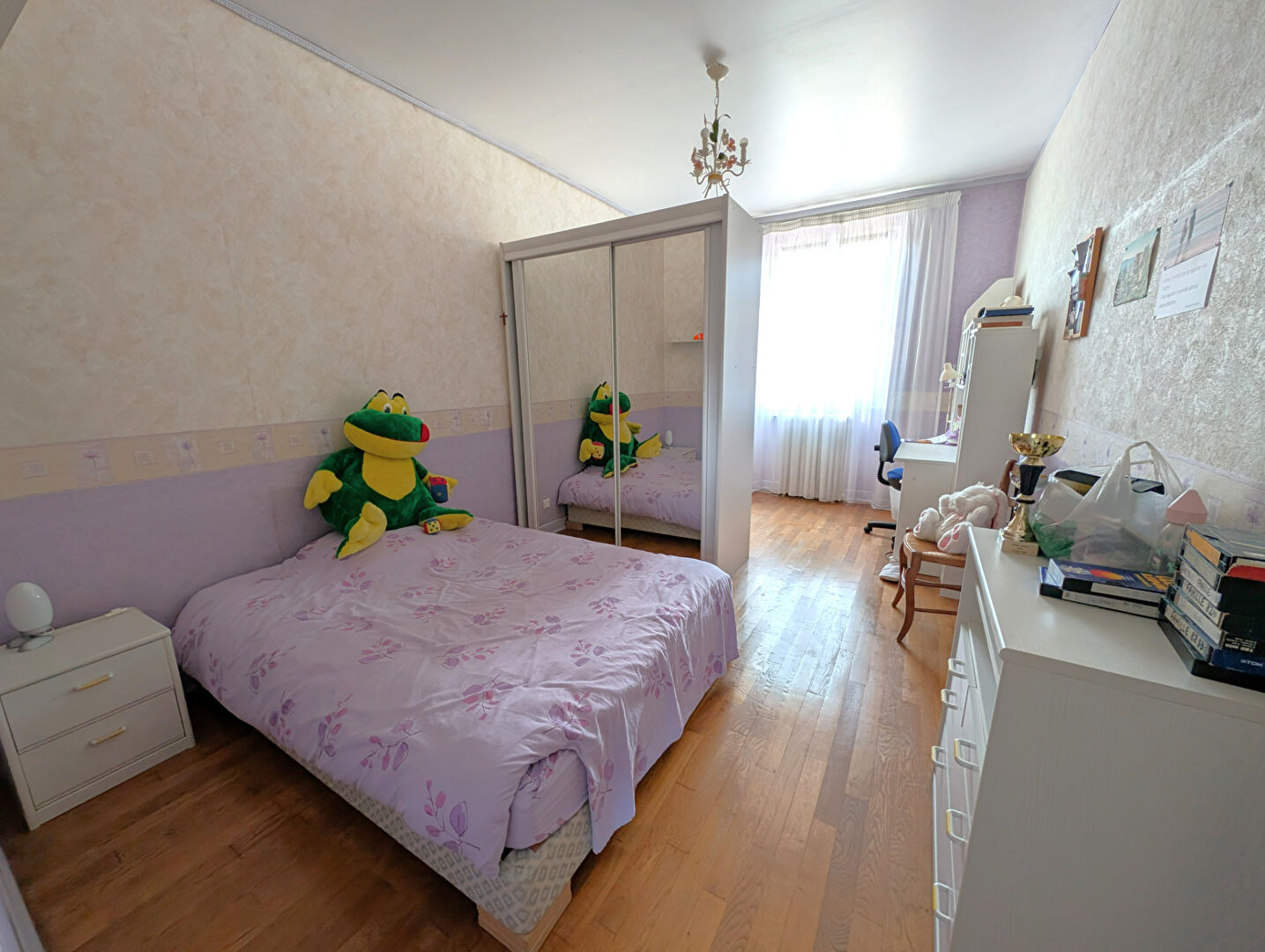 Maison ancienne sur la commune de Montholon de 266m2 habitab