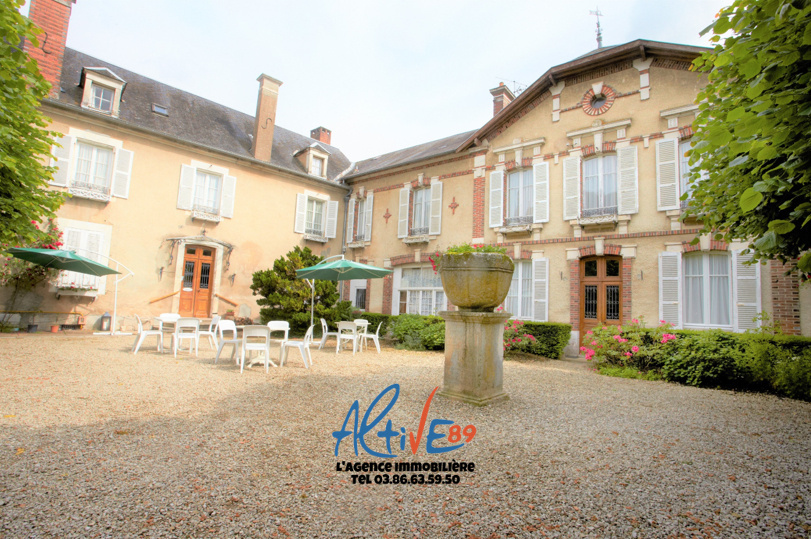 Propriété Mailly Le Chateau à 25 minutes d'Auxerre