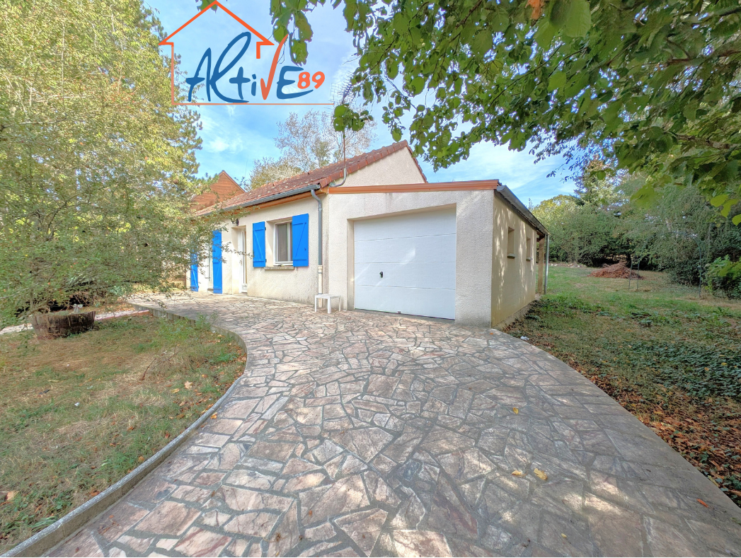 Pavillon de 47m2 sur jardin de 1000m2 avec 2 chambres et gar