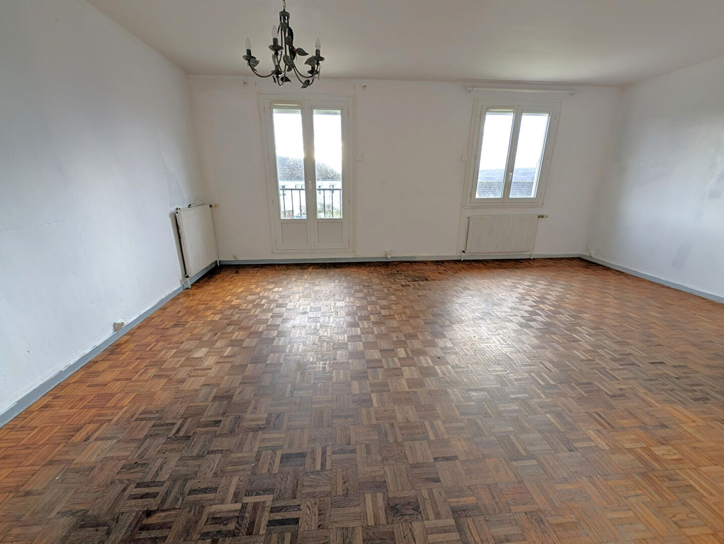 Maison centre de Toucy tous les commerces à pieds de 84m2 su